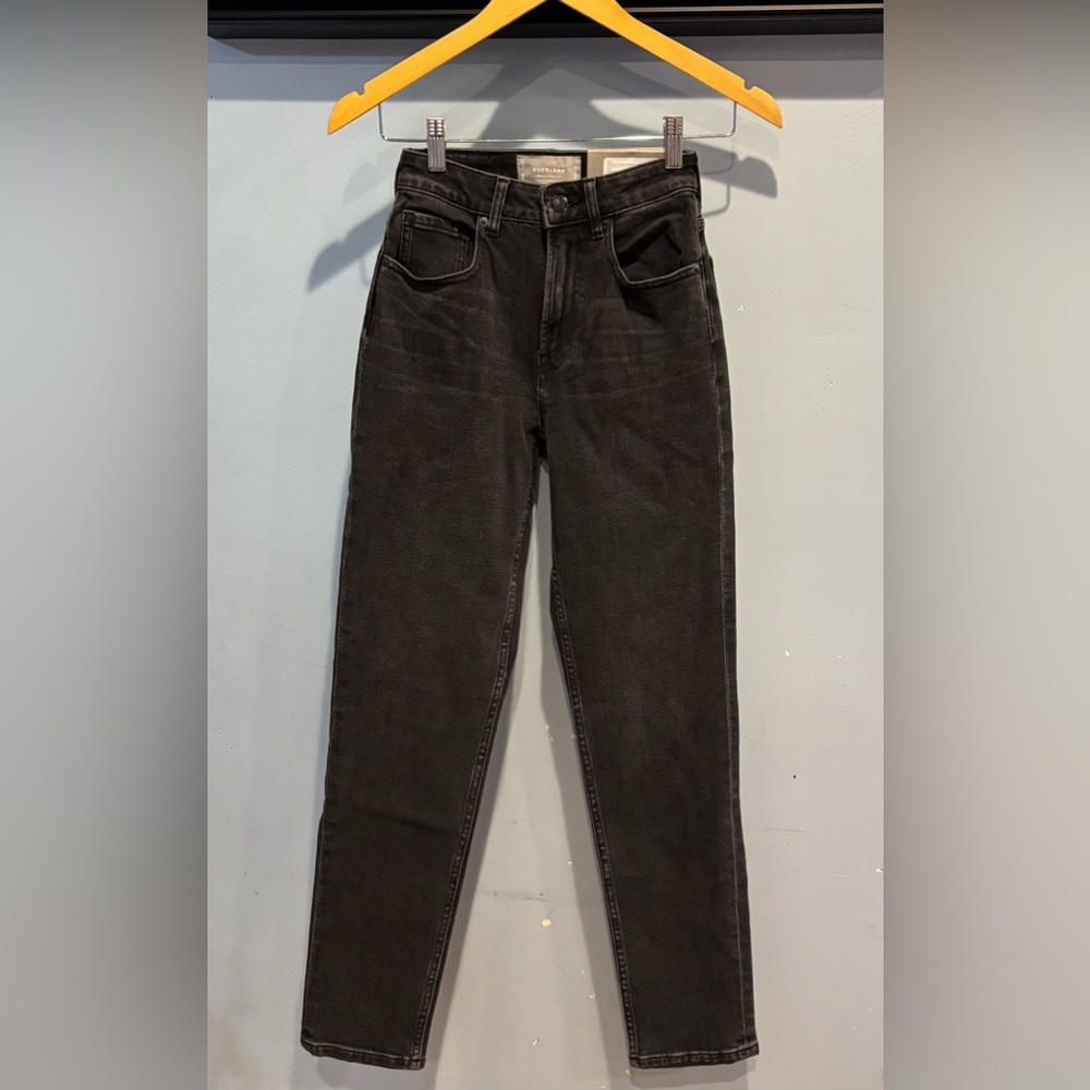 Everlane NWT Women's Black Curvy Cheeky Jean Size 23‎